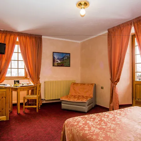 Hotel Des Glaciers 3*