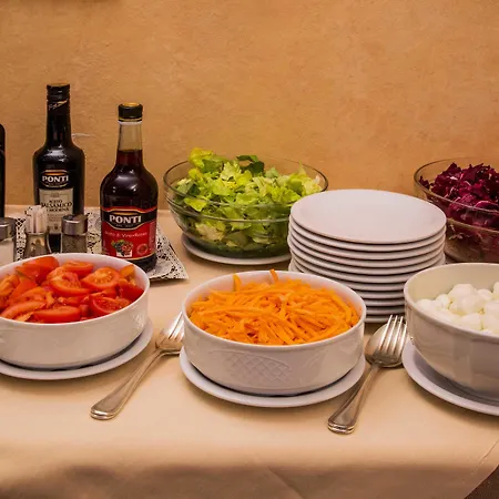 Des Glaciers Szálloda 3*