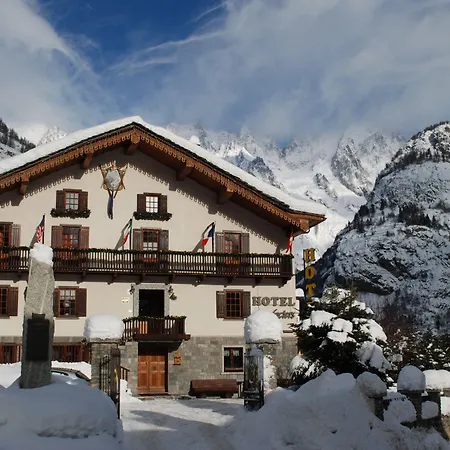 Hotel Des Glaciers 3*