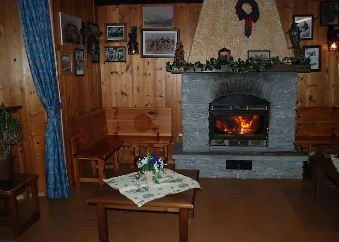 Ξενοδοχείο Des Glaciers 3*