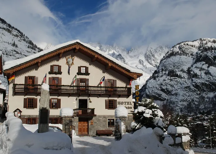 Ξενοδοχείο Des Glaciers 3*